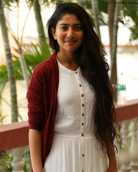 pallavi hot|200+ Sai Pallavi Photos .